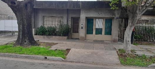 Casa · 114m² · 4 Ambientes · 1 Cochera