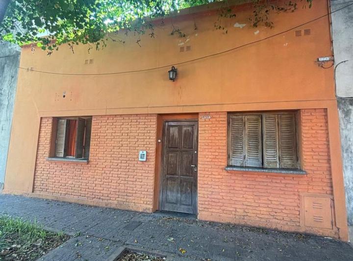 Casa · 74m² · 4 Ambientes