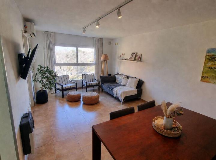 Departamento · 80m² · 4 Ambientes · 1 Cochera