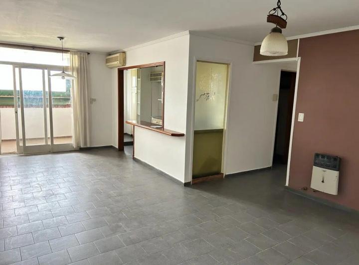 Departamento · 80m² · 4 Ambientes · 1 Cochera