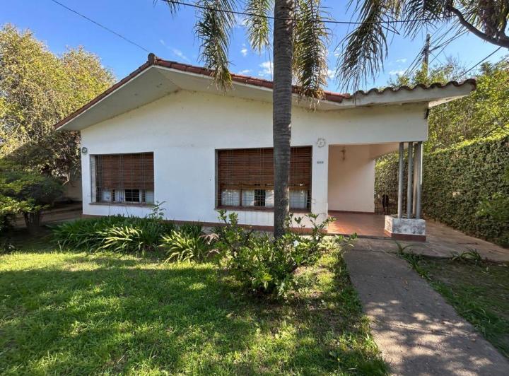 Casa · 306m² · 4 Ambientes · 1 Cochera