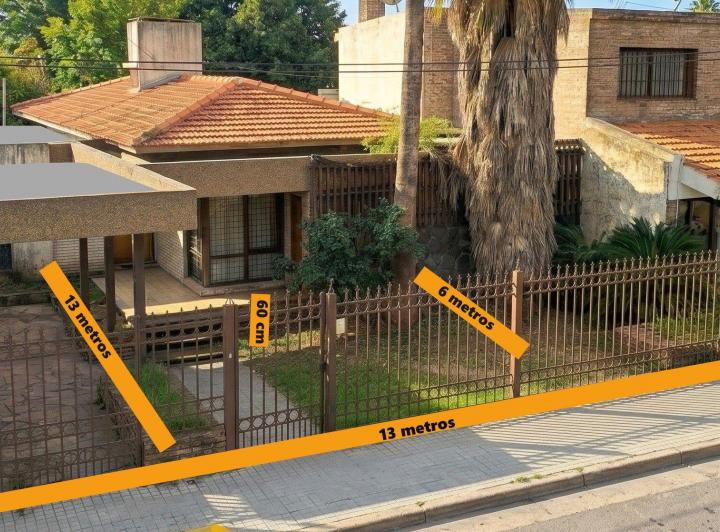 Casa · 170m² · 8 Ambientes · 1 Cochera