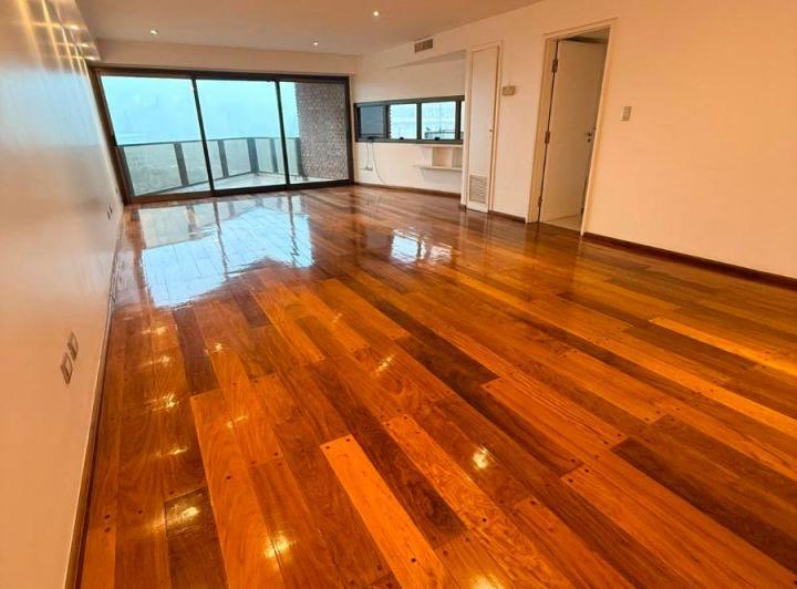 Casa · 110m² · 5 Ambientes · 1 Cochera
