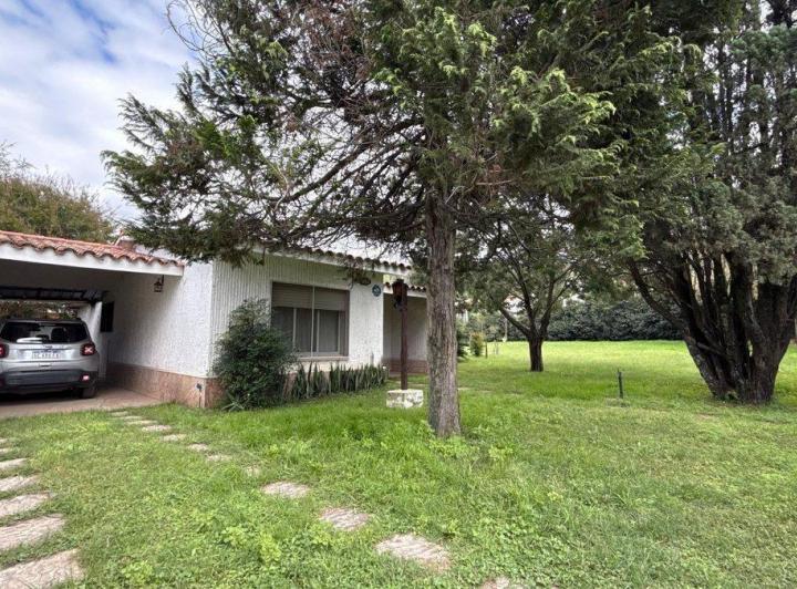 Casa · 156m² · 3 Ambientes · 1 Cochera