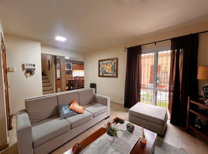 Casa · 153m² · 5 Ambientes