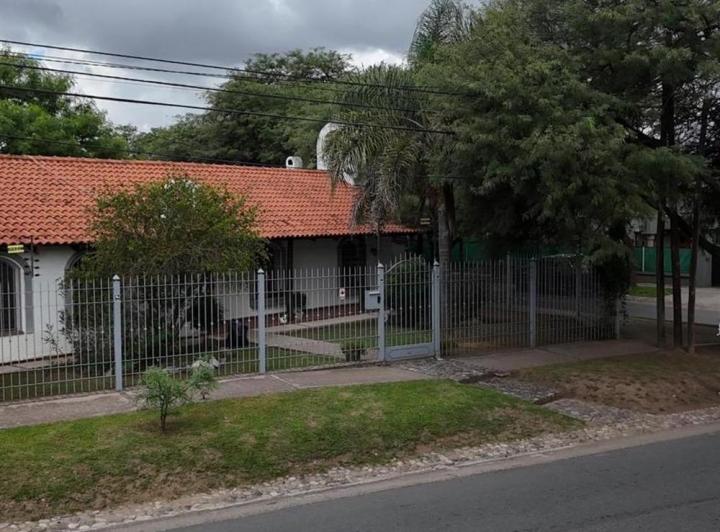 Casa · 270m² · 4 Ambientes · 4 Cocheras