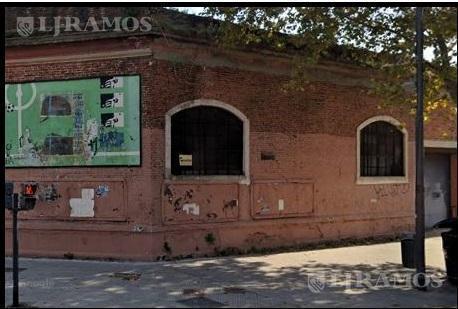 Terreno · 8972m²