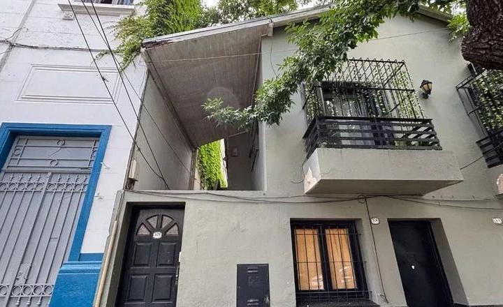 Terreno · 226m² · 5 Ambientes · 1 Cochera