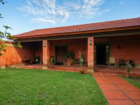Casa en Venta en Villa Zanjón, Capital