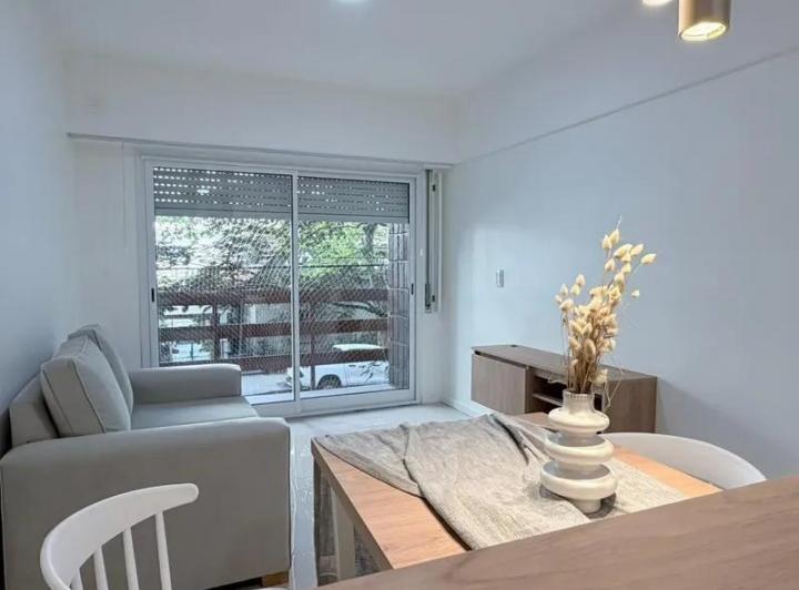 Departamento · 60m² · 2 Ambientes · 1 Cochera