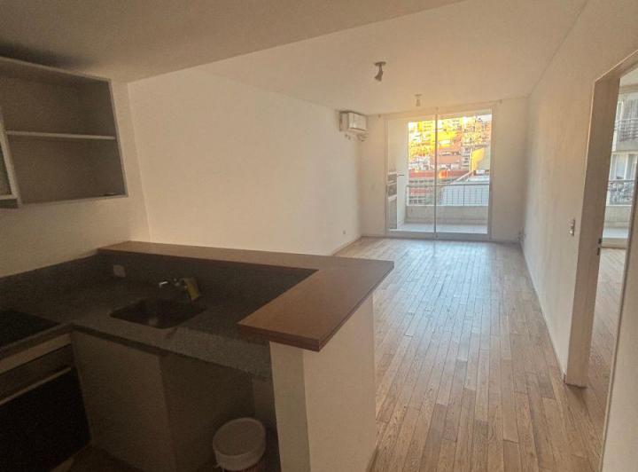 Departamento · 45m² · 2 Ambientes · 1 Cochera