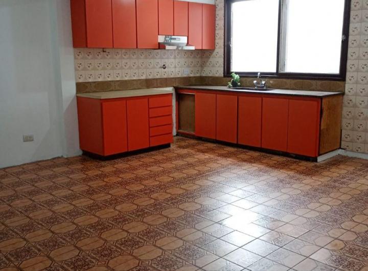 Departamento · 90m² · 4 Ambientes · 1 Cochera