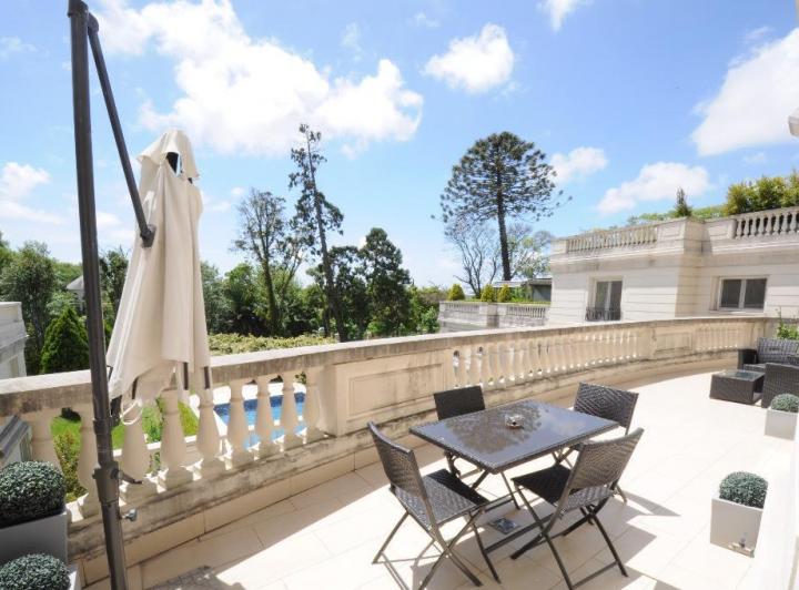 Departamento · 180m² · 3 Ambientes · 2 Cocheras