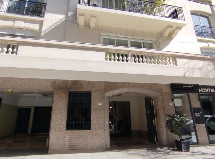 Departamento · 270m² · 6 Ambientes · 2 Cocheras