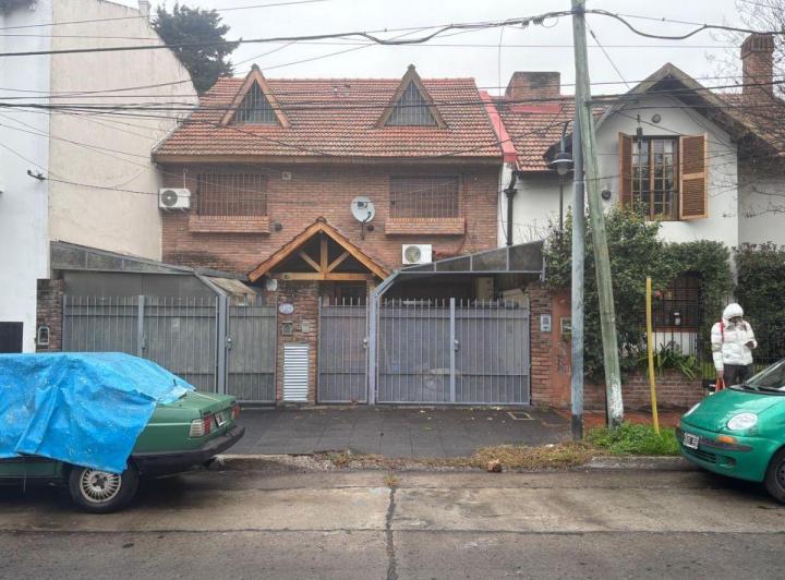 Casa · 120m² · 4 Ambientes · 1 Cochera