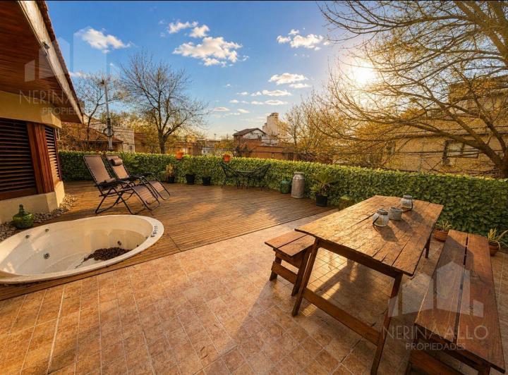 Casa · 171m² · 5 Ambientes · 1 Cochera