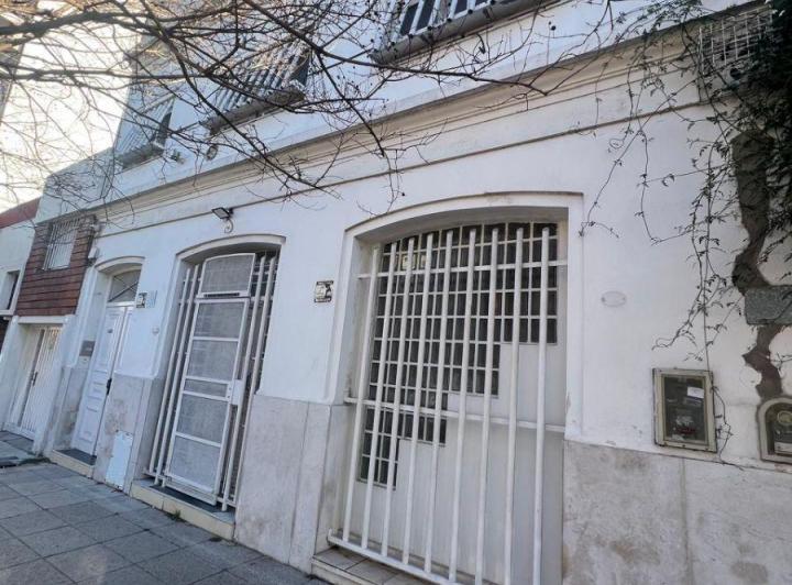 Casa · 238m² · 6 Ambientes