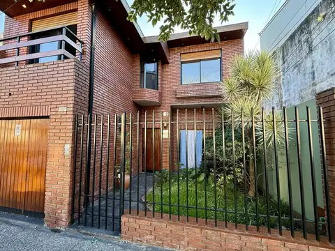 PH en Venta en Mataderos, CABA