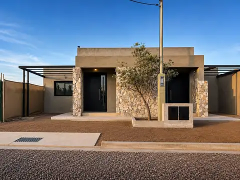 Casa en Venta en Russel, Maipú