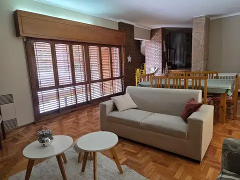 Casa en Venta en Villa Nueva de Guaymallen, Guaymallén