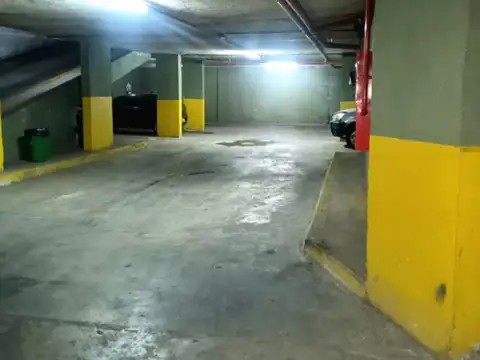 Cochera en Alquiler en Córdoba, Capital