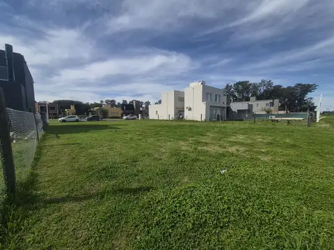 Terreno en Venta en Pueblo Esther, Rosario