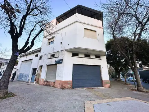 Local en Venta en Pompeya, CABA