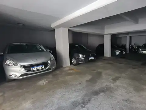 Cochera en Venta en Villa del Parque, CABA