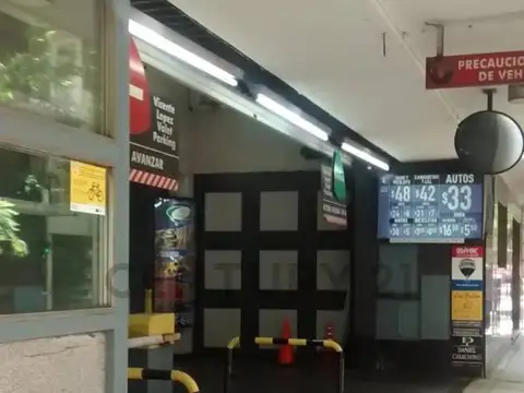 Cochera en Venta en Recoleta, CABA