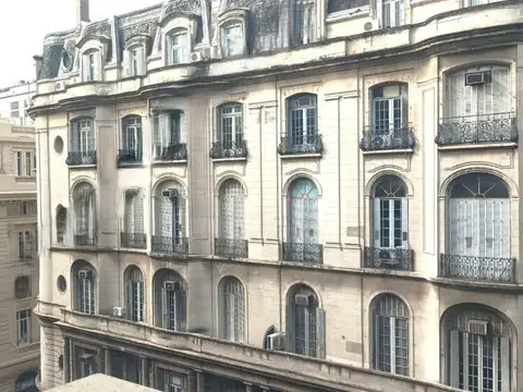 Oficina en Venta en Tribunales, Centro