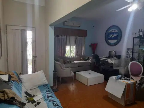 Casa en Alquiler en Isidro Casanova, Partido de La Matanza