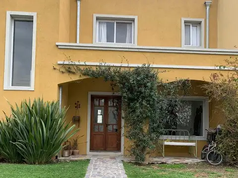 Casa en Alquiler en Los Olivares, Countries y Barrios Cerrados en Malvinas Argentinas