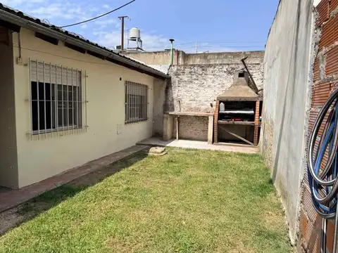 PH en Venta en El Libertador, Partido de Tres de Febrero
