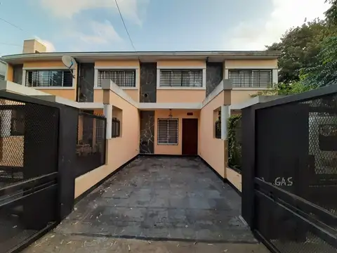 PH en Venta en San Bernardo del Tuyú, Partido de La Costa