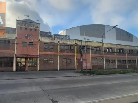 Galpón en Alquiler en Loma Hermosa, Partido de Tres de Febrero