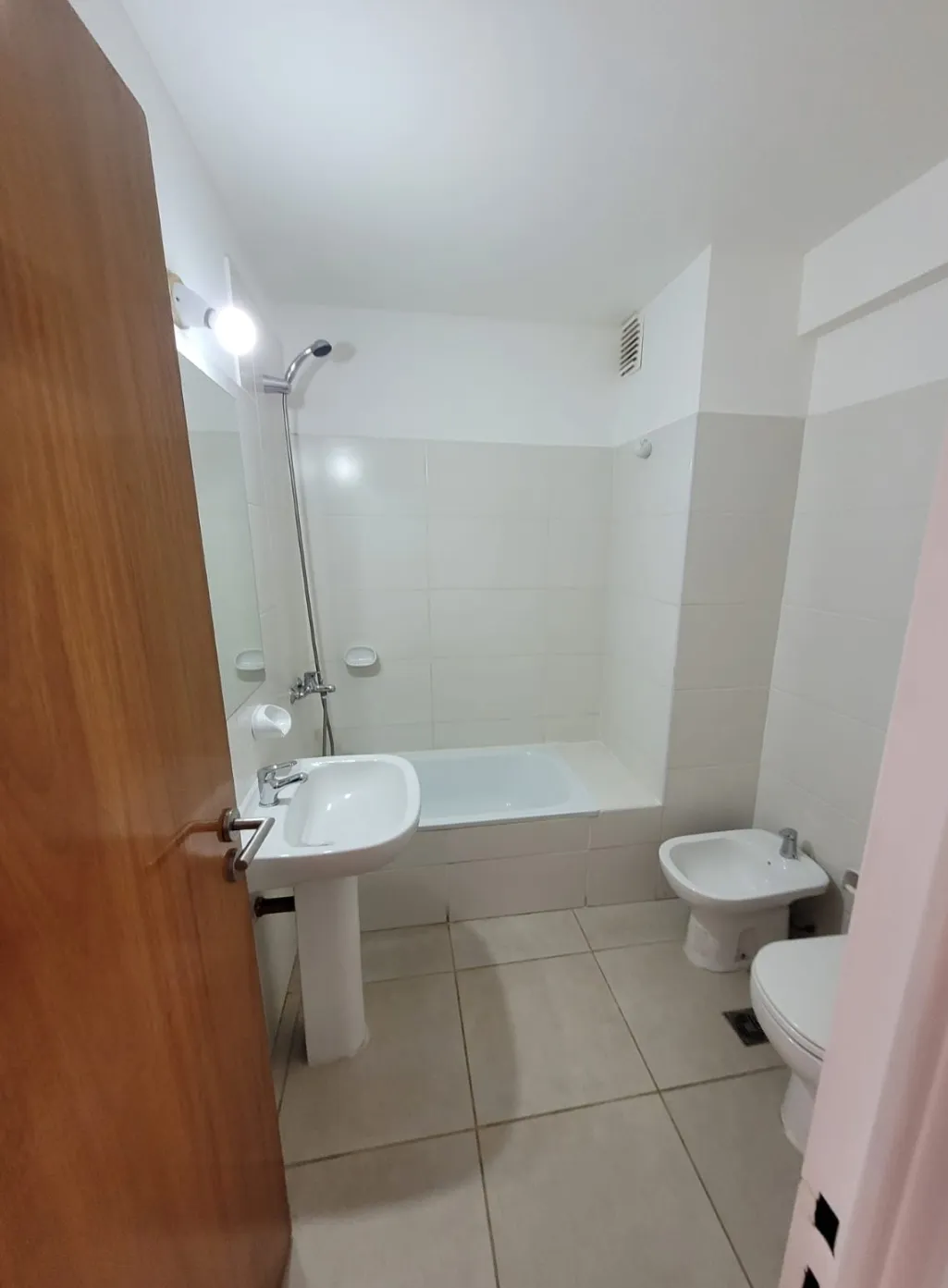 CATEGORÍA 2 D CON AMENITIES. PILETA Y QUINCHO
