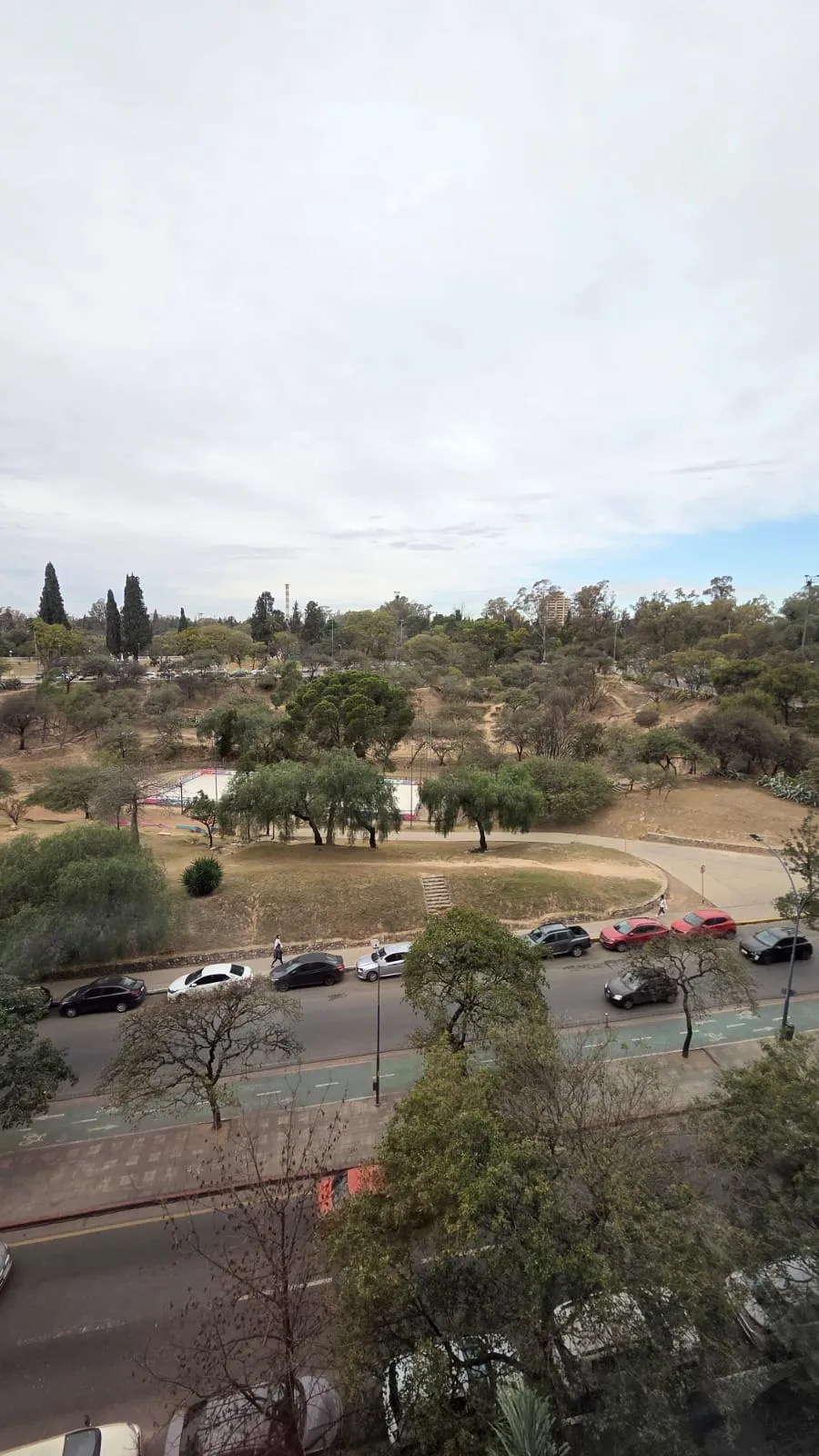 VENDO AMOBLADO NUEVA CORDOBA