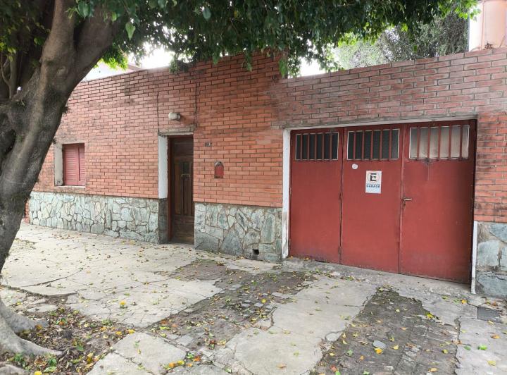 Casa · 114m² · 5 Ambientes · 1 Cochera