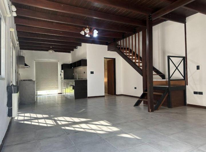 Casa · 112m² · 3 Ambientes · 1 Cochera