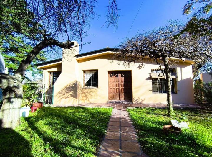Casa · 150m² · 3 Ambientes · 1 Cochera