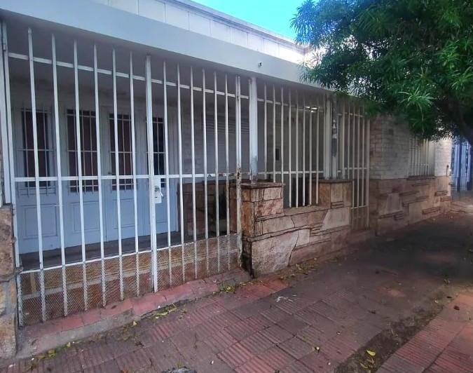 Casa · 145m² · 3 Ambientes · 1 Cochera