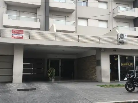 Cochera en Venta en Castelar Norte, Castelar