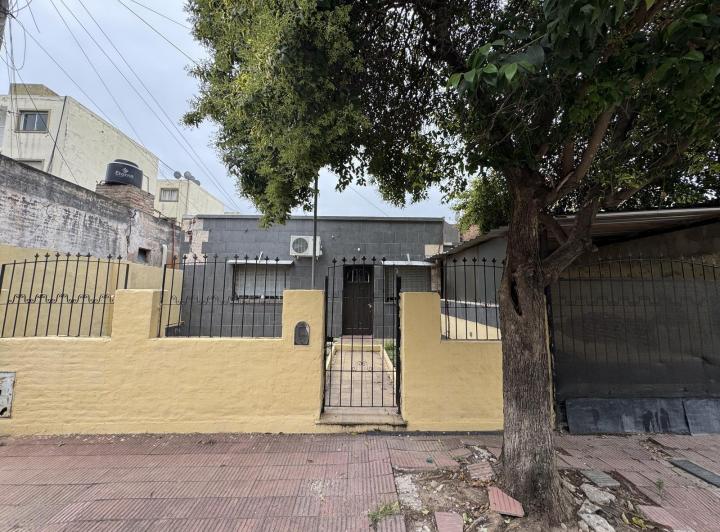 Casa · 148m² · 8 Ambientes