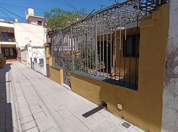 Casa · 200m² · 3 Ambientes