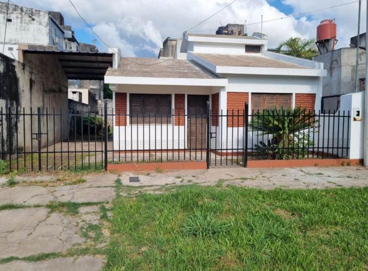 Casa · 118m² · 3 Ambientes · 1 Cochera