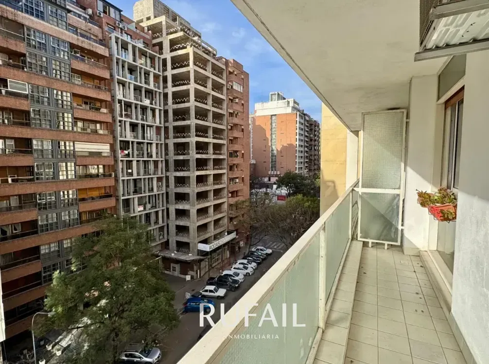 ALQUILER NVA CBA. OB ORO AL 300. 1 DORM. BALCON AMPLIO. LUMINOSO