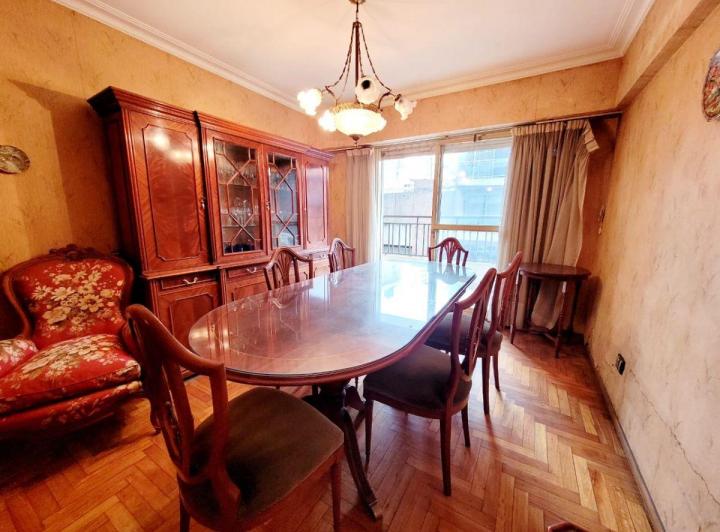 Departamento · 102m² · 4 Ambientes · 1 Cochera