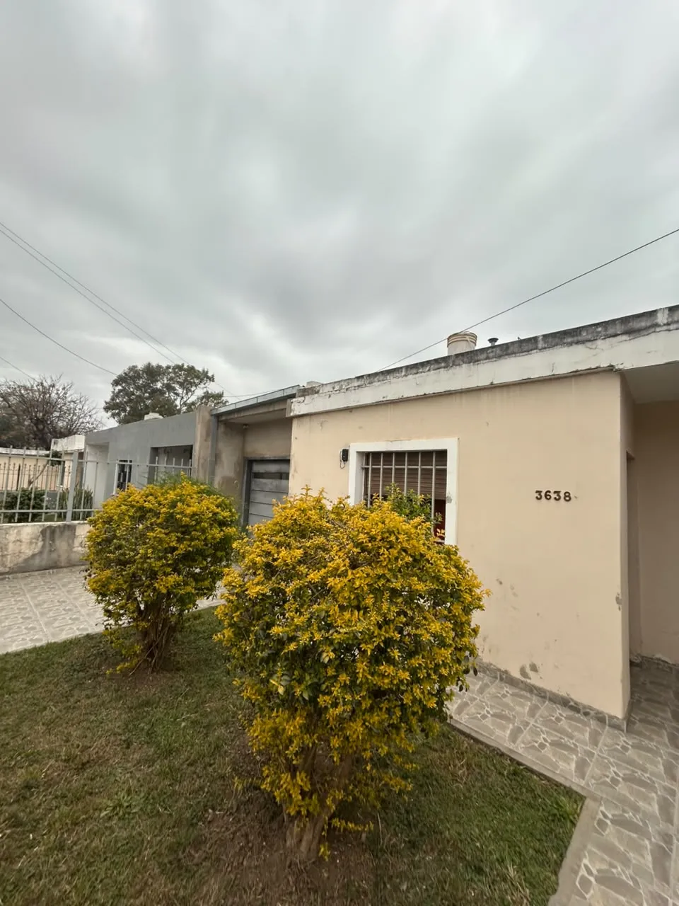 Hermoso inmueble en B Jardines del Pilar