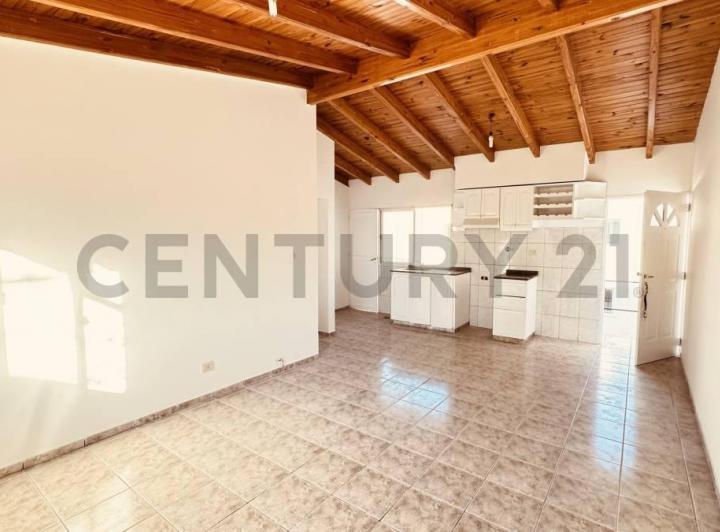 Departamento · 70m² · 4 Ambientes · 1 Cochera