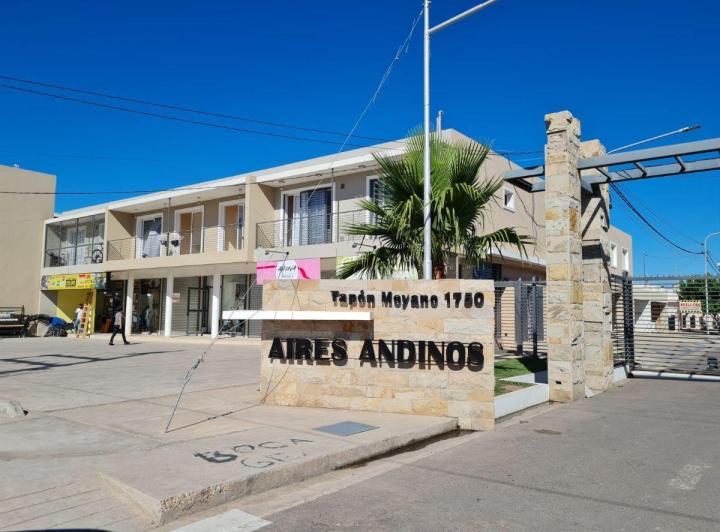 Departamento · 55m² · 5 Ambientes · 1 Cochera